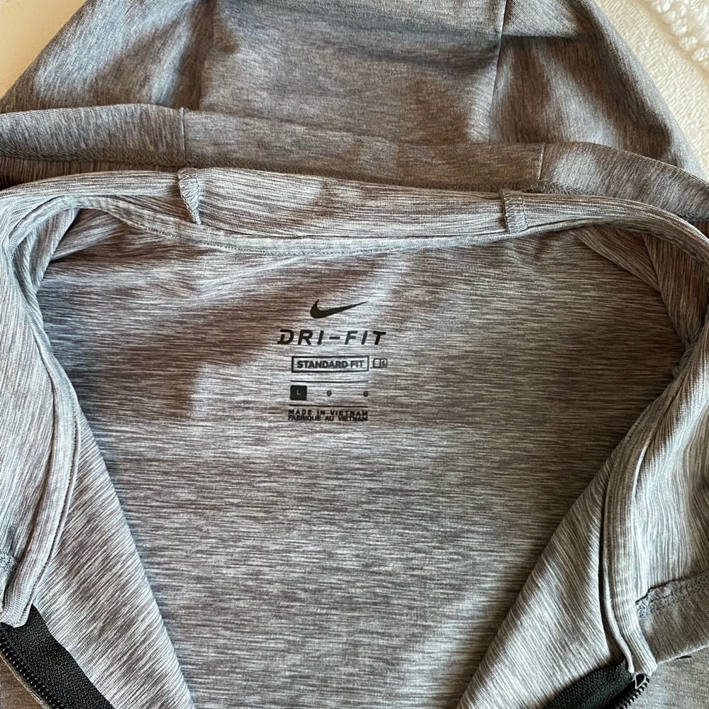 Nike Dri-Fit Zip Up - Lightweight - Size Large - Like New